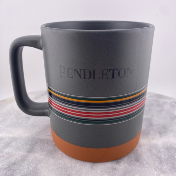 Pendleton Woolen Mills National Parks Series 4 Stoneware Mug Set  - Picture 7 of 11